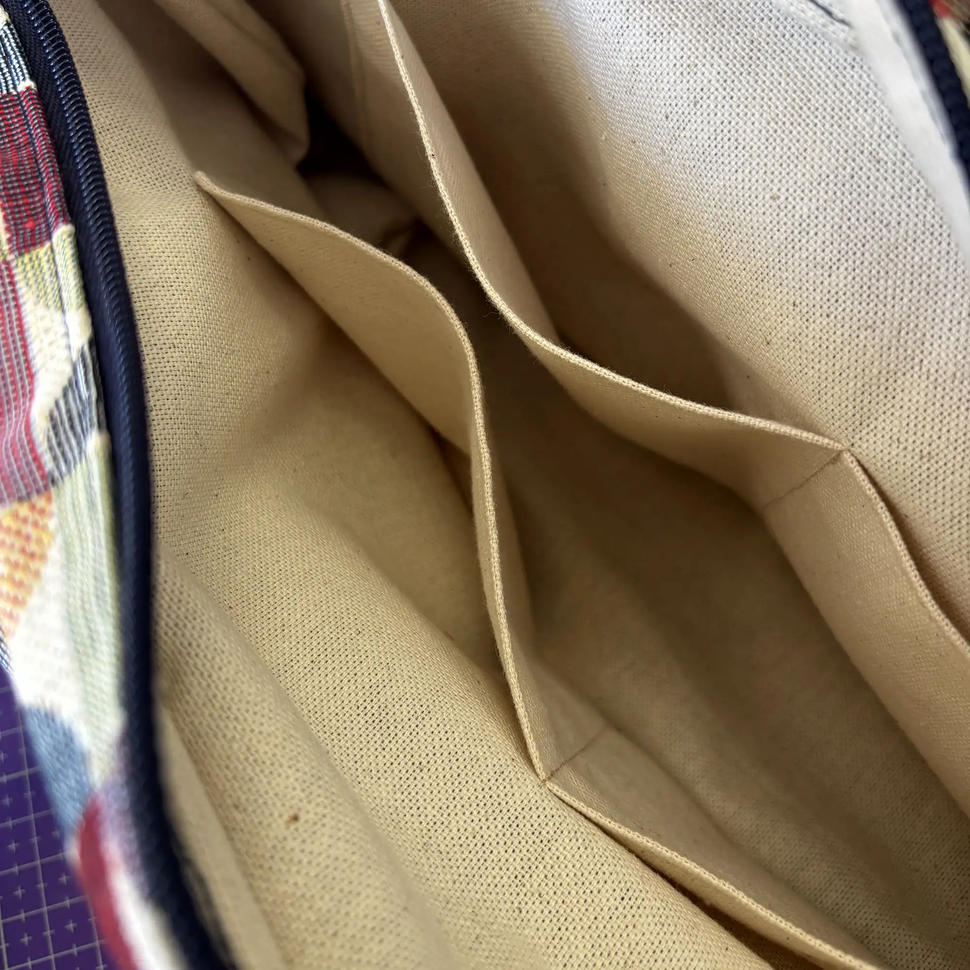 Bag Maré – Mala artesanal em Jacquard geométrico - Image 2